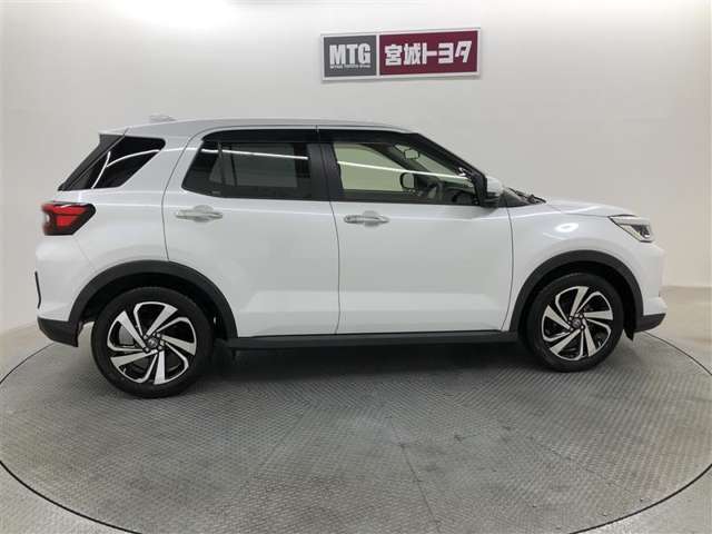 Toyota Raize 6
