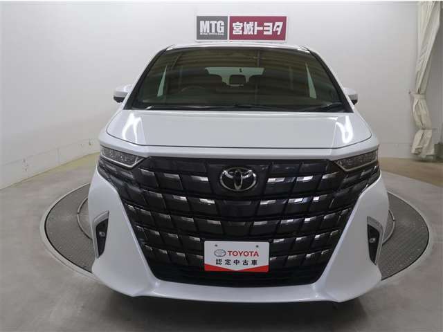 Toyota Alphard 12
