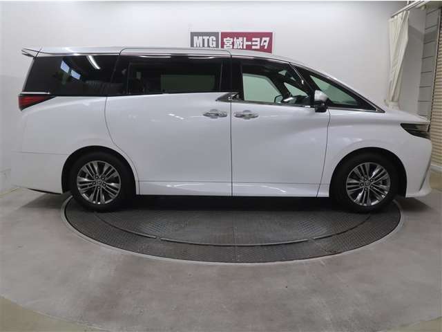 Toyota Alphard 10