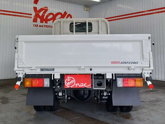 Hino Dutro 11