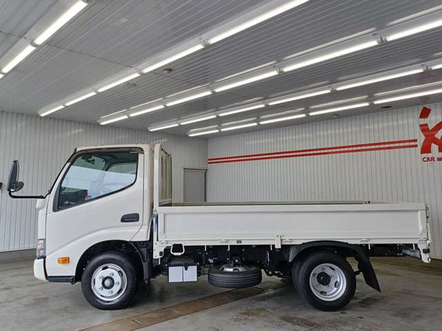 Hino Dutro 7