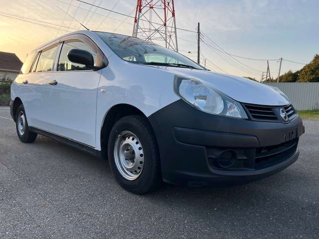 Nissan AD 6