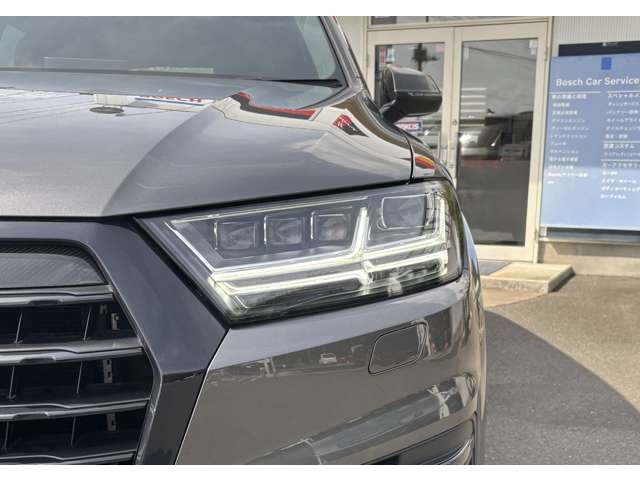 Audi Q7 9