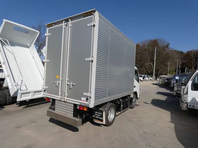 Mitsubishi Fuso Canter 7