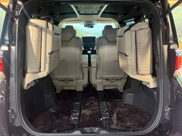 Toyota Alphard 11