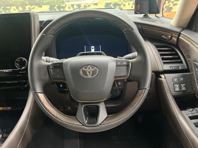 Toyota Alphard 12