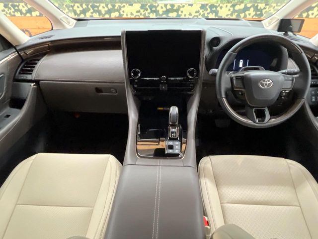 Toyota Alphard 2