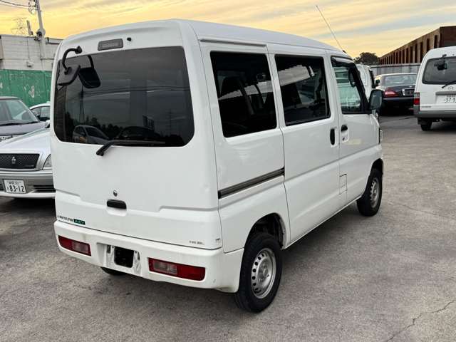 Mitsubishi Minicab MiEV 10