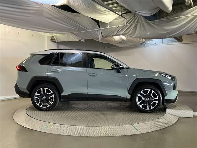 Toyota RAV4 5