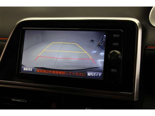 Toyota Sienta 10