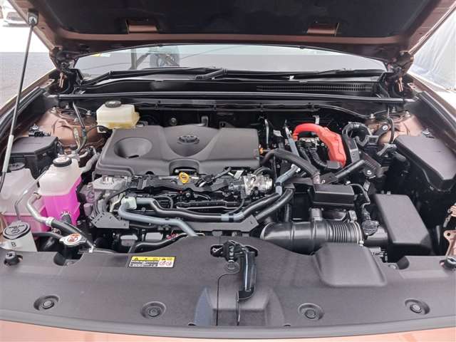 Toyota Crown Crossover 12