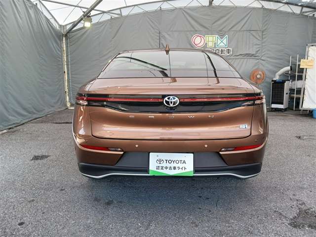 Toyota Crown Crossover 4