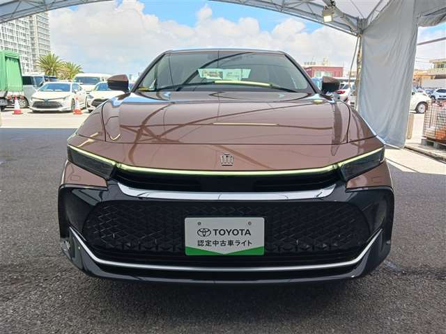 Toyota Crown Crossover 9