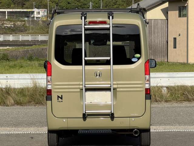 Honda N-VAN 9
