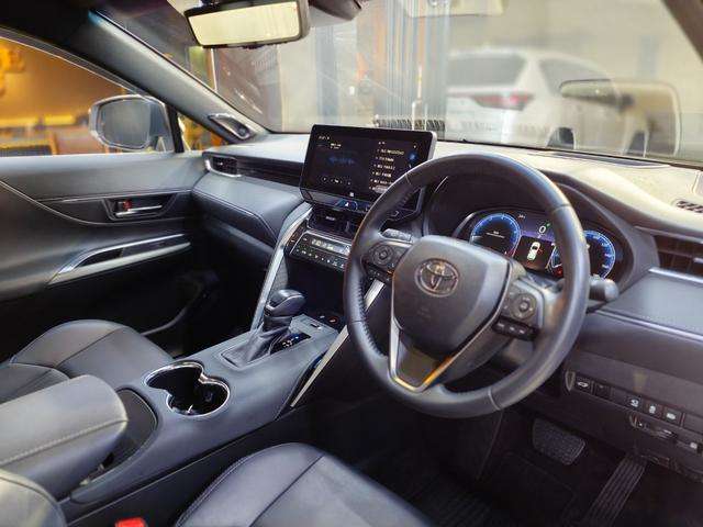 Toyota Harrier 10