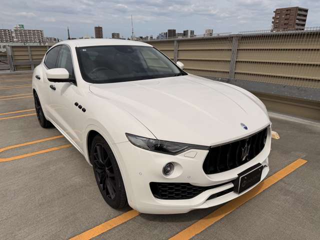 Maserati Levante 2