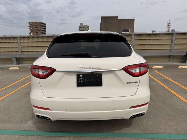 Maserati Levante 10