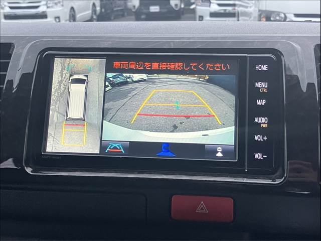 Toyota Hiace Van 3