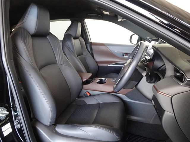 Toyota Harrier 4