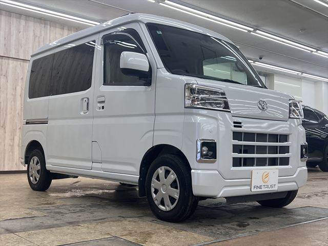 Toyota Pixis Van 12