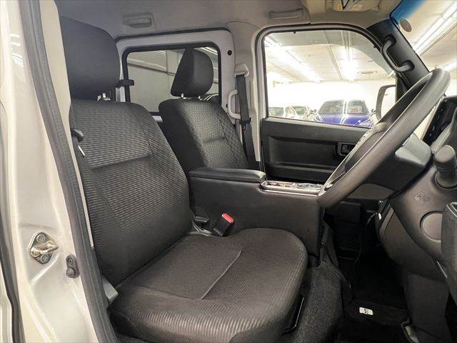 Toyota Pixis Van 4