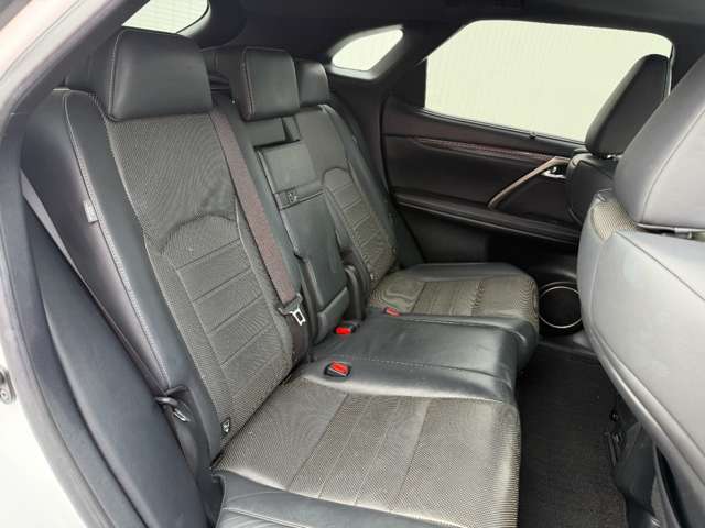 Lexus RX 6