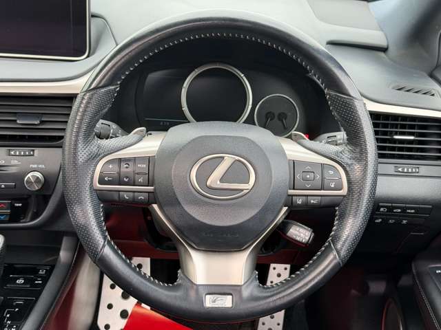 Lexus RX 7