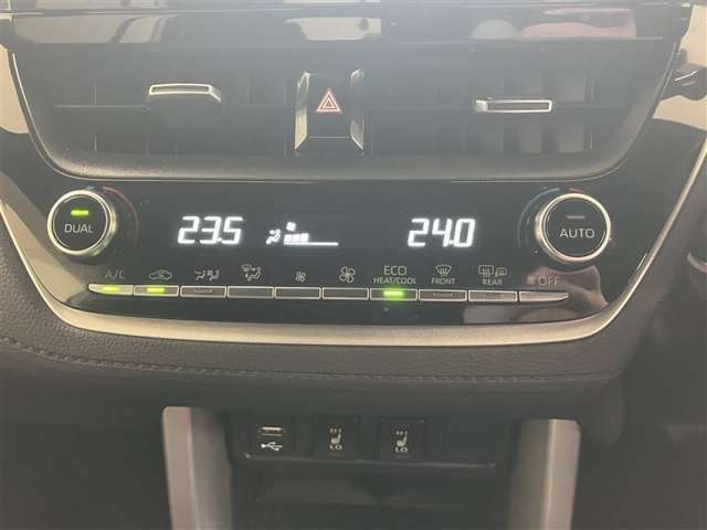 Toyota Corolla Cross 12