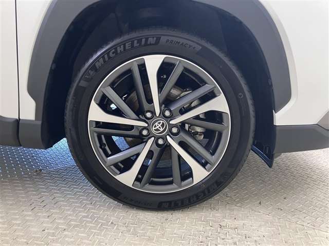 Toyota Corolla Cross 8
