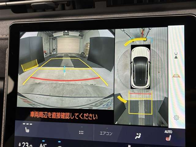 Lexus LBX 11