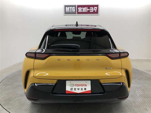 Toyota Crown Sport 8