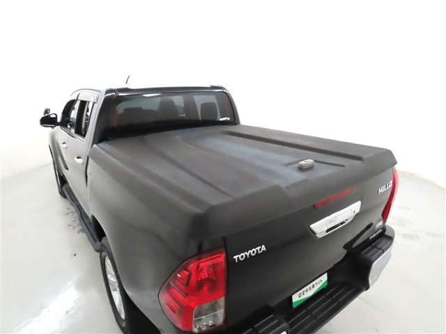 Toyota Hilux 4