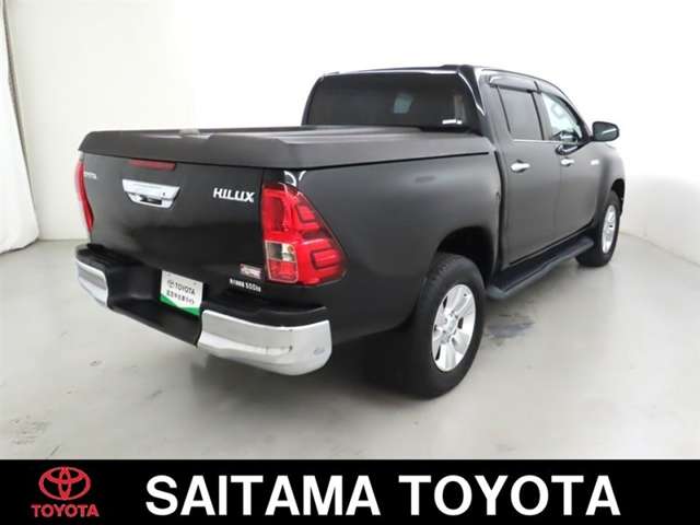 Toyota Hilux 9