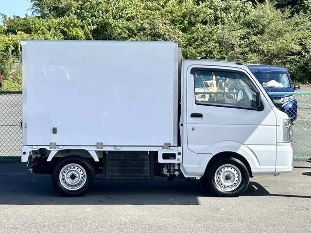 Mazda Scrum Truck 12