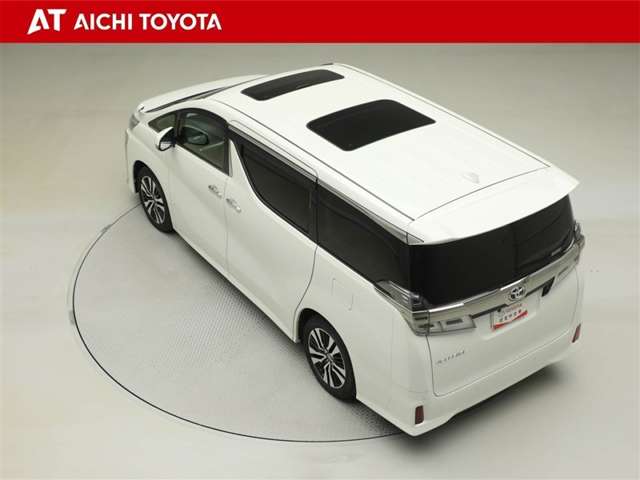 Toyota Vellfire 12
