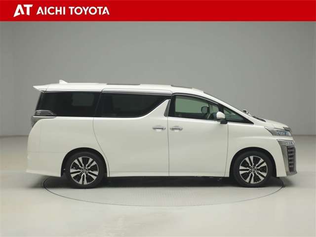 Toyota Vellfire 7