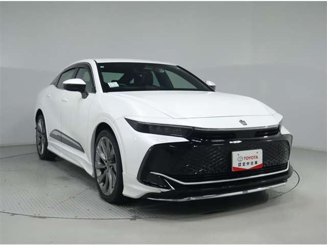 Toyota Crown Crossover 11