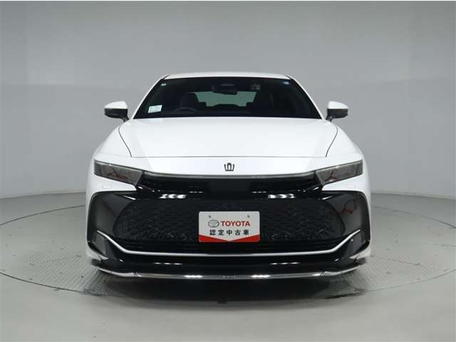 Toyota Crown Crossover 6