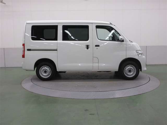 Toyota Town Ace Van 5