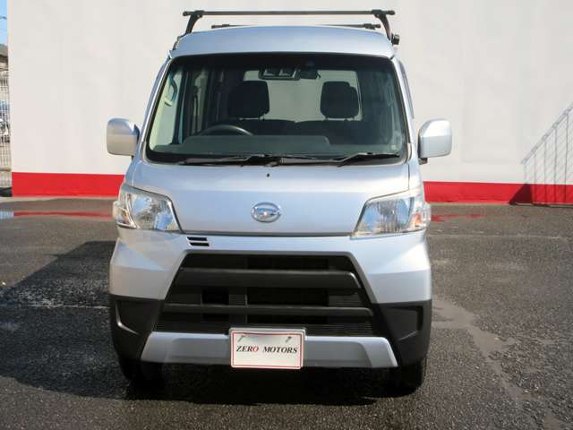Daihatsu Hijet Cargo 10