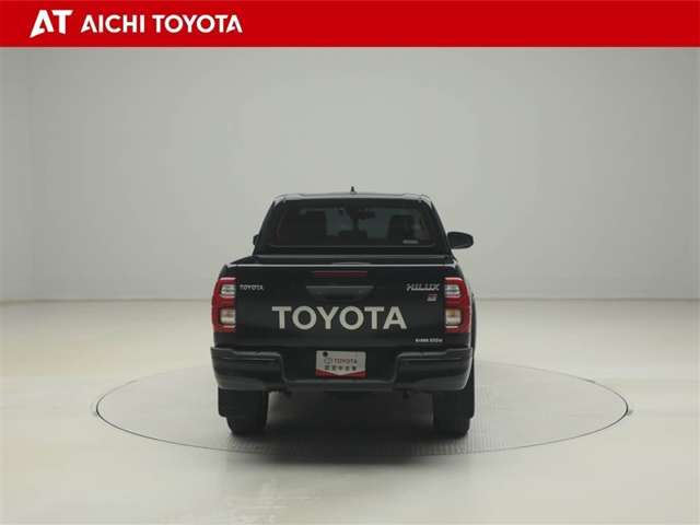 Toyota Hilux 5