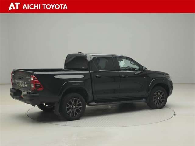 Toyota Hilux 6