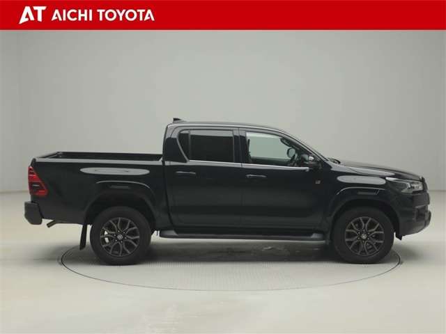 Toyota Hilux 7