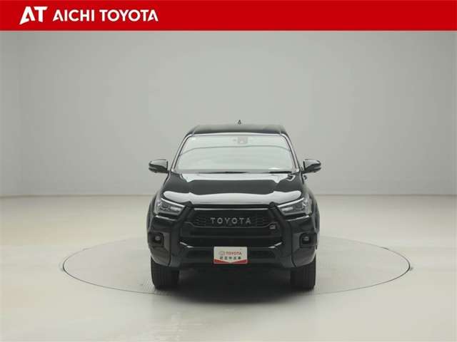 Toyota Hilux 9