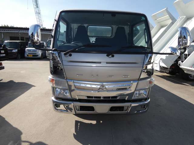 Mitsubishi Fuso Canter 4