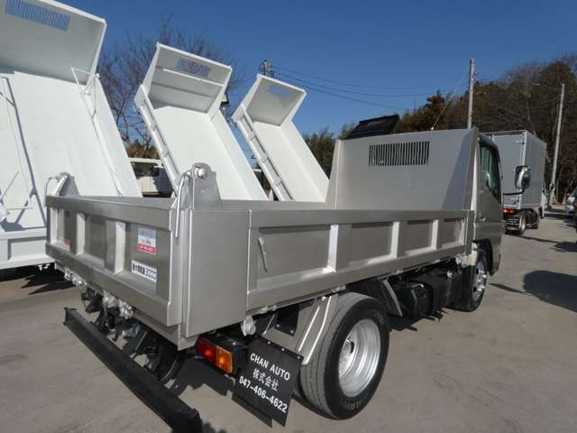 Mitsubishi Fuso Canter 7