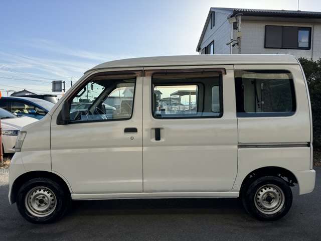 Daihatsu Hijet Cargo 11