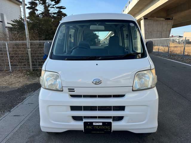 Daihatsu Hijet Cargo 4
