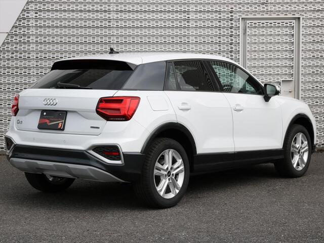 Audi Q2 4