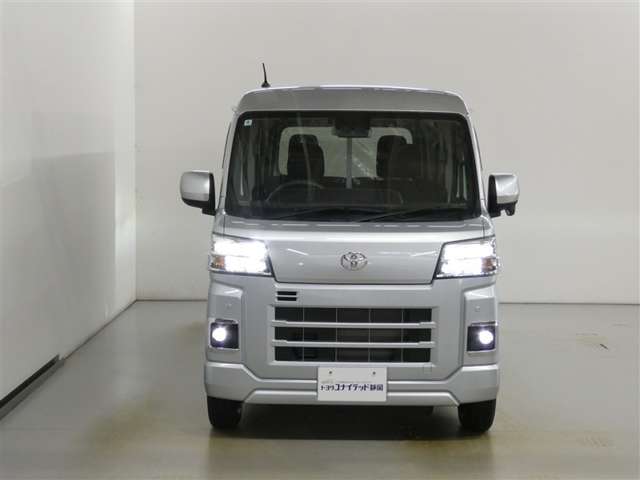 Toyota Pixis Van 3